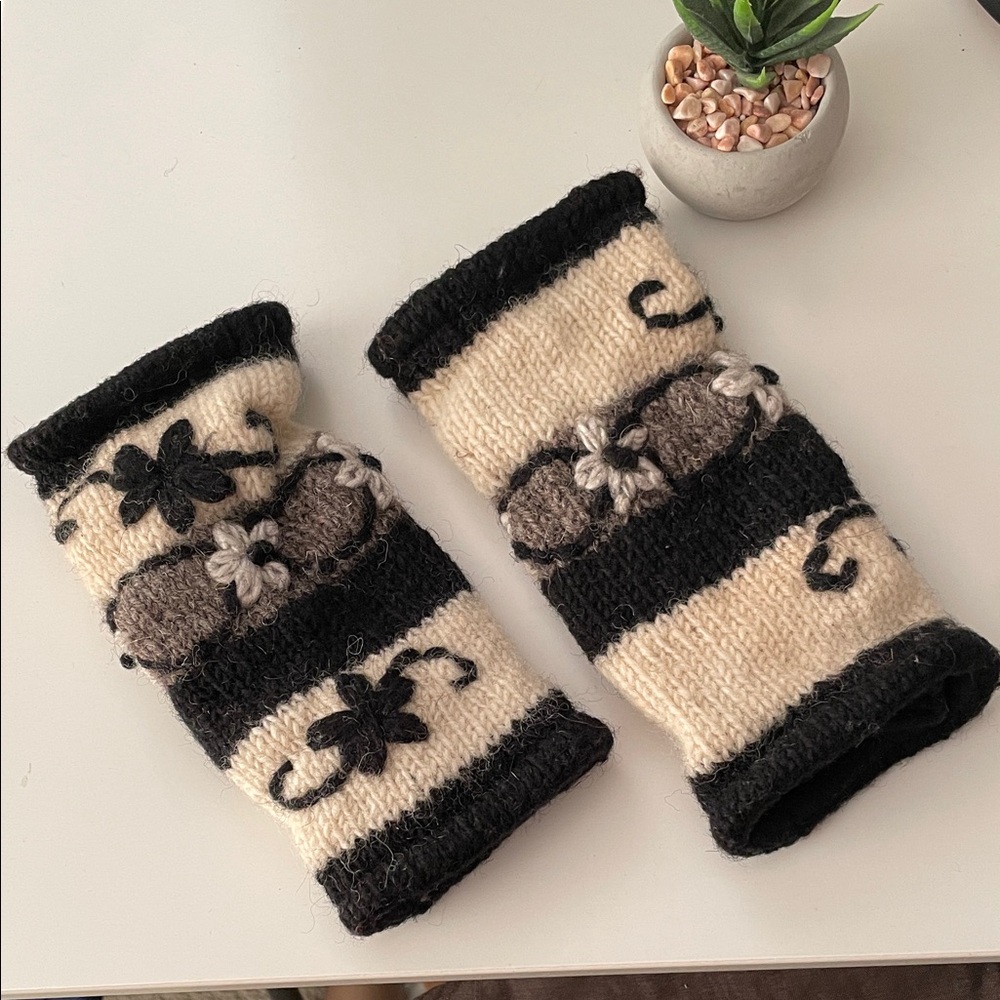One illusion handmade wool Nepal artisan wrist warmers